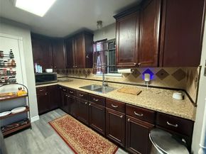 214 Maybrook Drive, Houston TX 77015