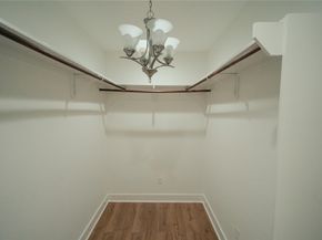 5105 Chapman Street, Houston TX 77009