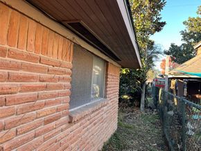 5551 Winding Creek Way, Houston TX 77017