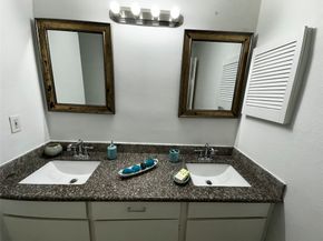 10047 Westpark Drive 73, Houston TX 77042