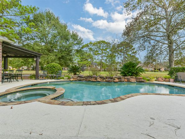 25295 Bull Ridge Drive, Porter TX 77365