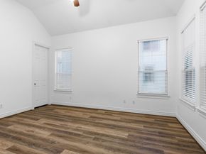 1303 Sherwood Point Lane, Houston TX 77043