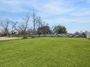 781 Lovers Lane, Houston TX 77091