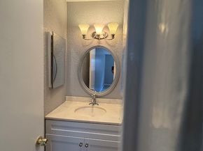 5212 Arboles Drive A, Houston TX 77035