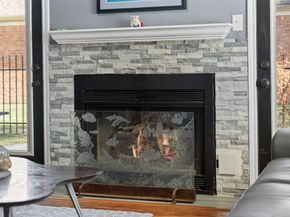 7671 Ameswood Road, Houston TX 77095