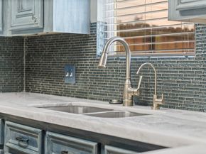 7671 Ameswood Road, Houston TX 77095