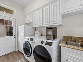 2211 Walnut Grove Lane, Richmond TX 77406