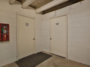 640 S Ripple Creek Drive S 640, Houston TX 77057