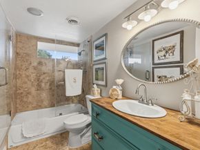 640 S Ripple Creek Drive S 640, Houston TX 77057
