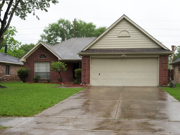 16514 Camino Del Sol Drive, Houston TX 77083