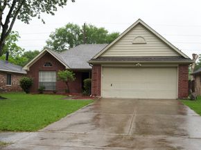 16514 Camino Del Sol Drive, Houston TX 77083
