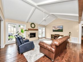 10115 Holly Springs Drive, Houston TX 77042