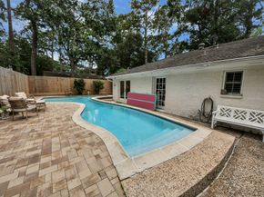 10115 Holly Springs Drive, Houston TX 77042