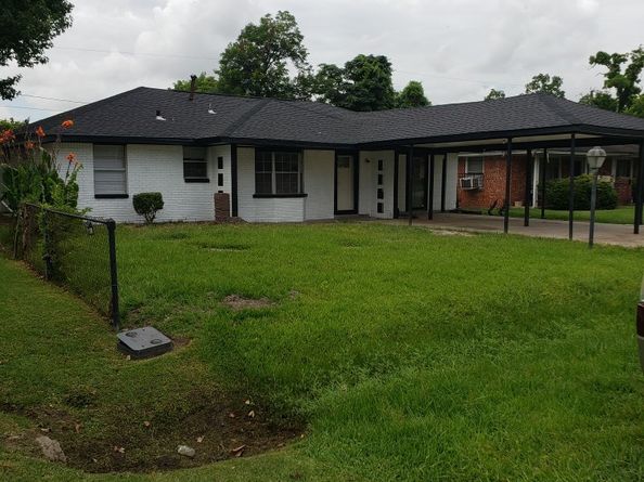 7406 Saint Louis Street, Houston TX 77028