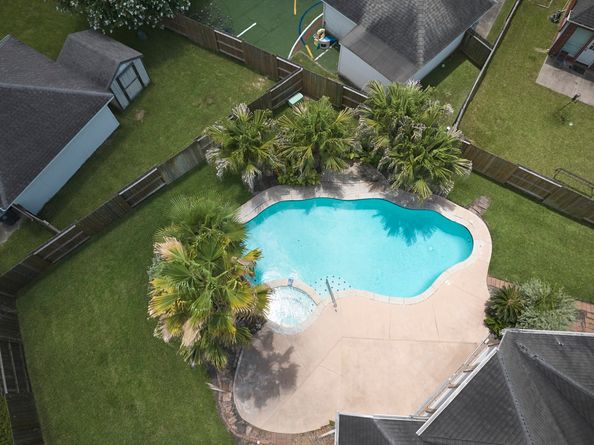 4006 Perry Knoll Court, Sugar Land TX 77479