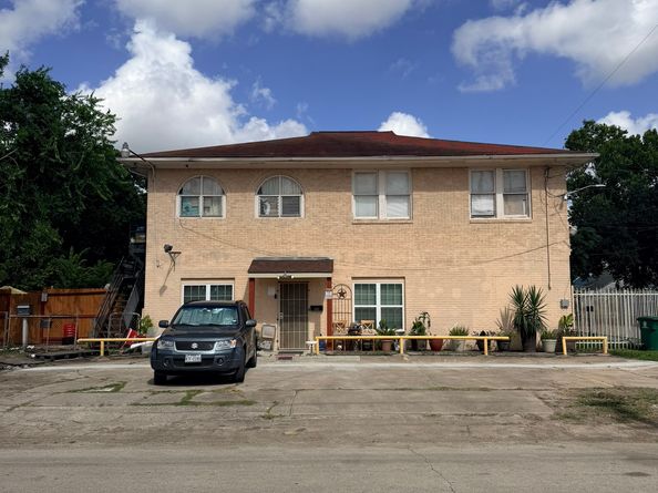 5144 Pease Street 2, Houston TX 77023