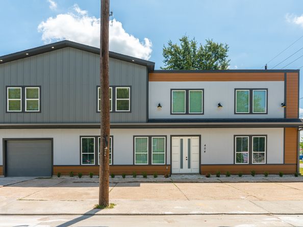 807 E 1st Street, Humble TX 77338
