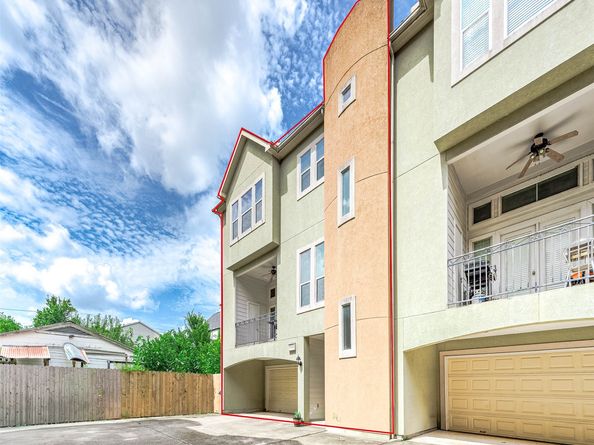5723 Petty Street, Houston TX 77007