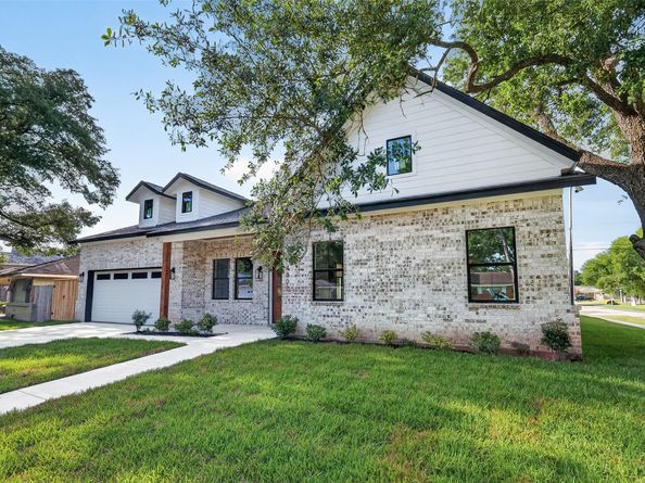 4802 Hummingbird Street, Houston TX 77035