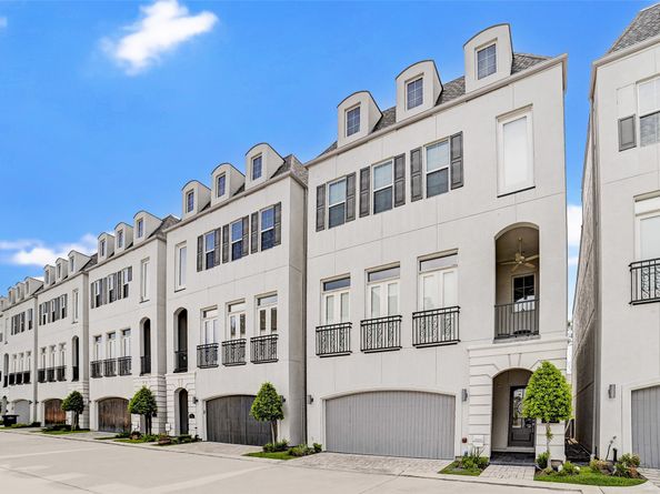 1010 Savannah Cedar Lane, Houston TX 77043