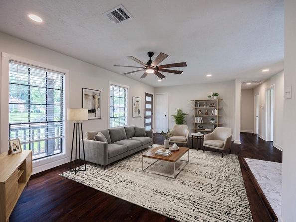 5618 Southbrook Street, Houston TX 77033