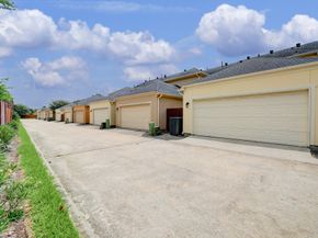 14446 SUMMERLEAF Lane, Houston TX 77077