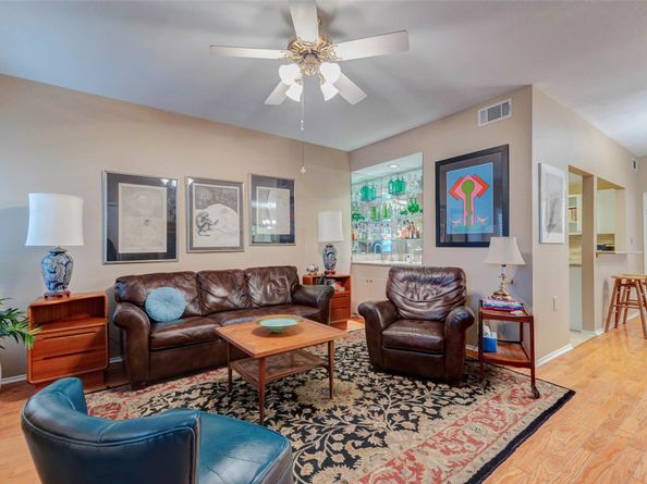 2113 Waugh Drive, Houston TX 77006