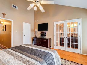 2113 Waugh Drive, Houston TX 77006