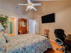 2113 Waugh Drive, Houston TX 77006