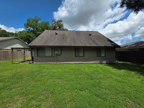 13719 Larkway Drive, Sugar Land TX 77498