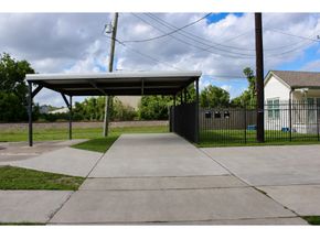 6712 Fulton Street, Houston TX 77022