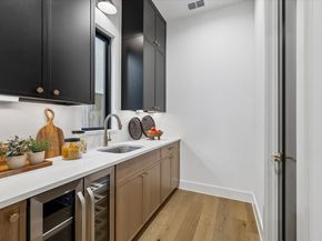 1431 Curtin Street, Houston TX 77018