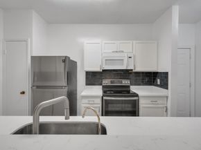 6000 Reims Road 4103, Houston TX 77036