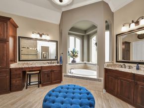 18910 Winding Atwood Lane, Tomball TX 77377