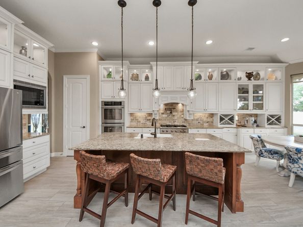 18910 Winding Atwood Lane, Tomball TX 77377