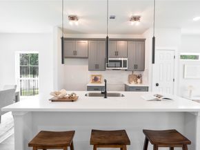 8430 Grandview Street, Houston TX 77051