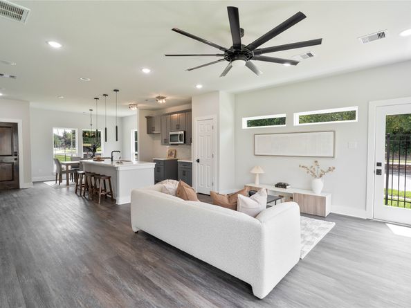 8430 Grandview Street, Houston TX 77051