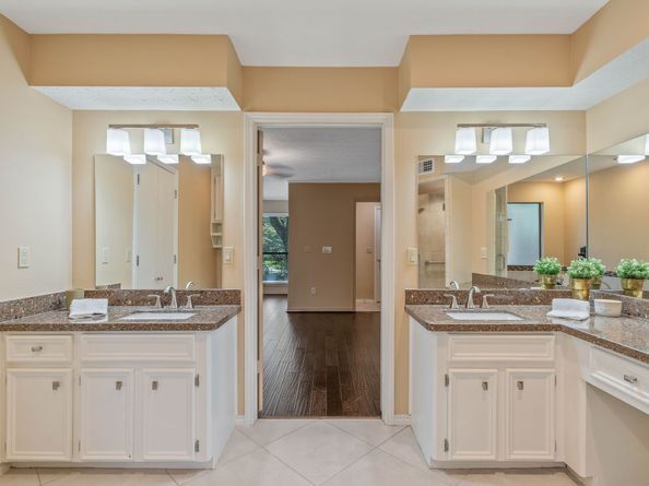 2 Crescent Falls Court, The Woodlands TX 77381