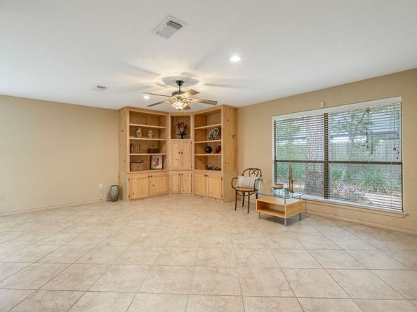 2 Crescent Falls Court, The Woodlands TX 77381