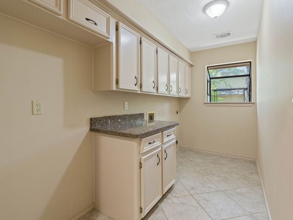 2 Crescent Falls Court, The Woodlands TX 77381
