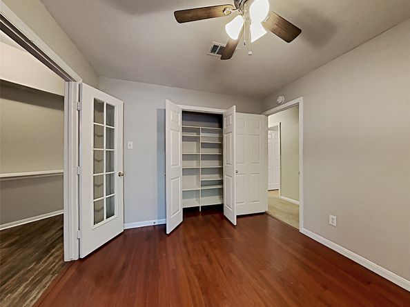 85 Summer Lark Place, Spring TX 77382