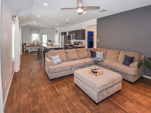 2423 Silver Prairie Lane, Spring TX 77373