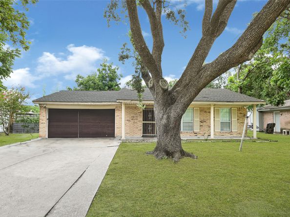 954 W Bertrand Street, Houston TX 77088