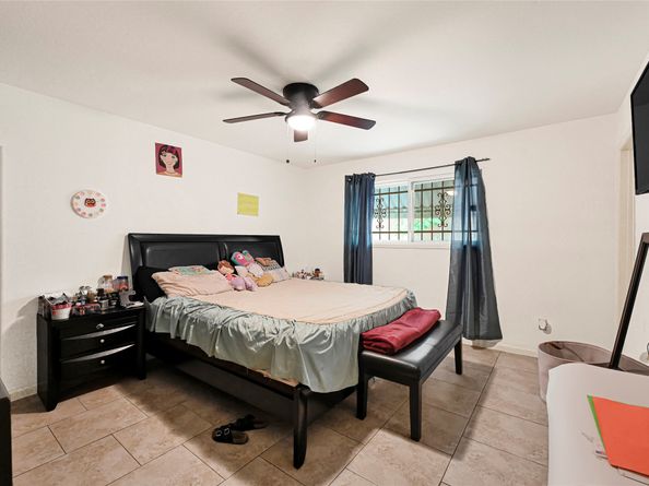 954 W Bertrand Street, Houston TX 77088