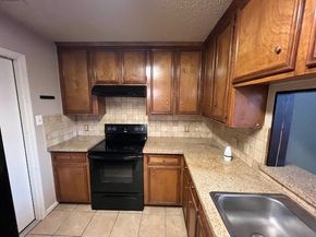 2889 Panagard Drive 42, Houston TX 77082