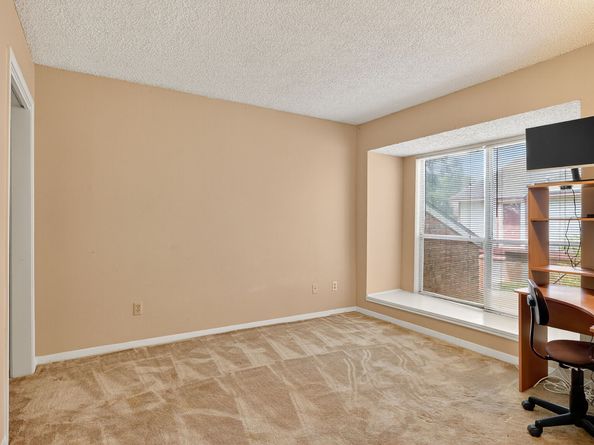 9204 Westwood Village Drive 2, Houston TX 77036
