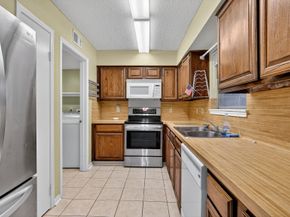 9204 Westwood Village Drive 2, Houston TX 77036