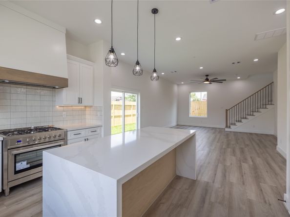 1816 West Street, Houston TX 77026