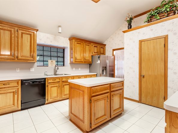 12714 Hidden Castle Drive, Houston TX 77015