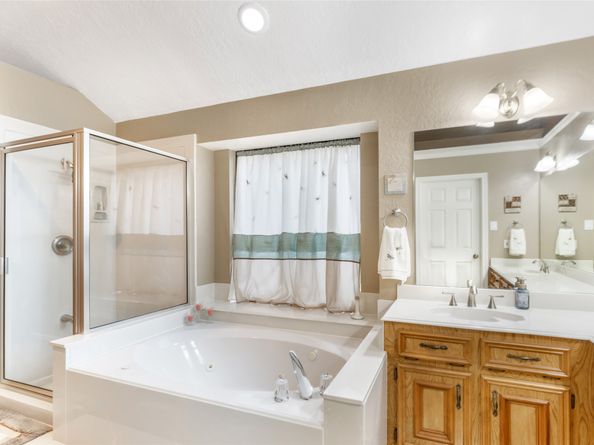 12714 Hidden Castle Drive, Houston TX 77015
